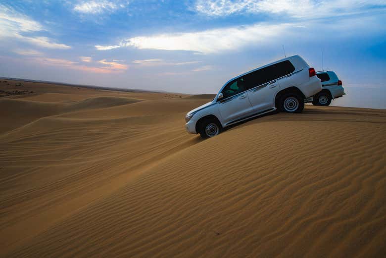 Conducción por las dunas del desierto
