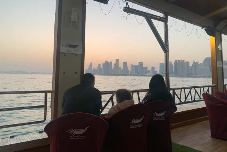 Observando el atardecer de Doha