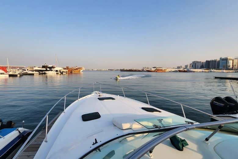 A punto de comenzar el paseo en barco por Doha