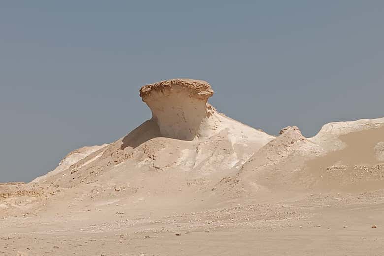La roca champiñón, en el desierto de Zekreet