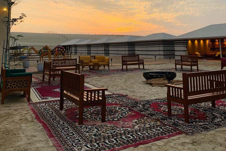 Una de las terrazas de Al Majles Resort