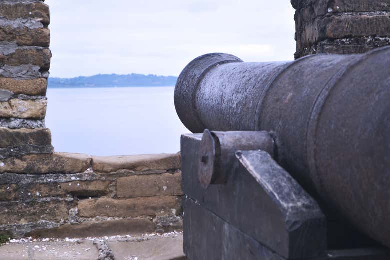 Uno de los cañones del fuerte de San Antonio