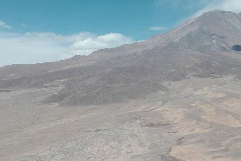 Dalla cima del vulcano Poruña