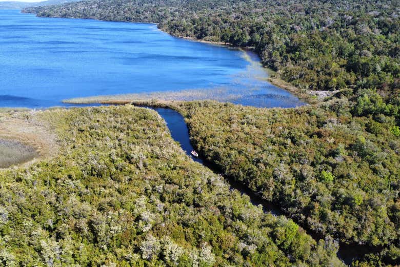Vista aérea do lago Tepuhueico