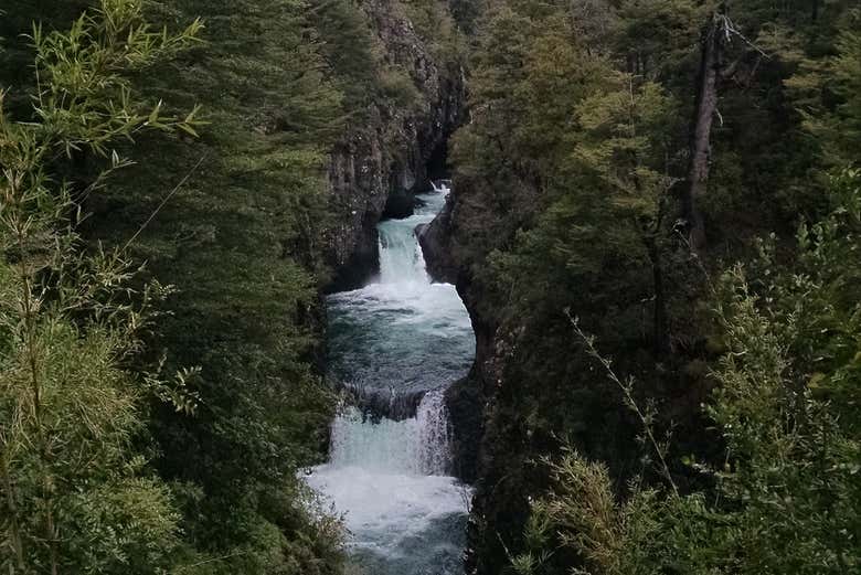 Uma das cachoeiras de Siete Tazas
