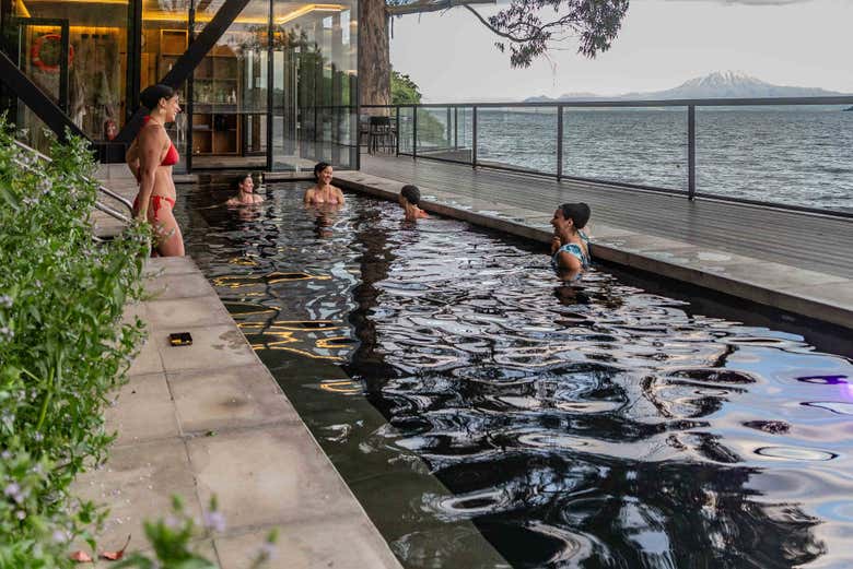 Podréis disfrutar de un baño con vistas al lago Llanquihue 