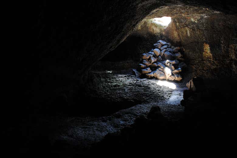 La grotta di Ana Te Pahu