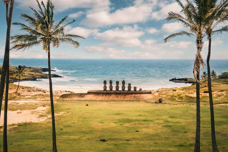 Admire the moai on the beach