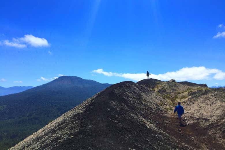 Trekking por el volcán Mirador