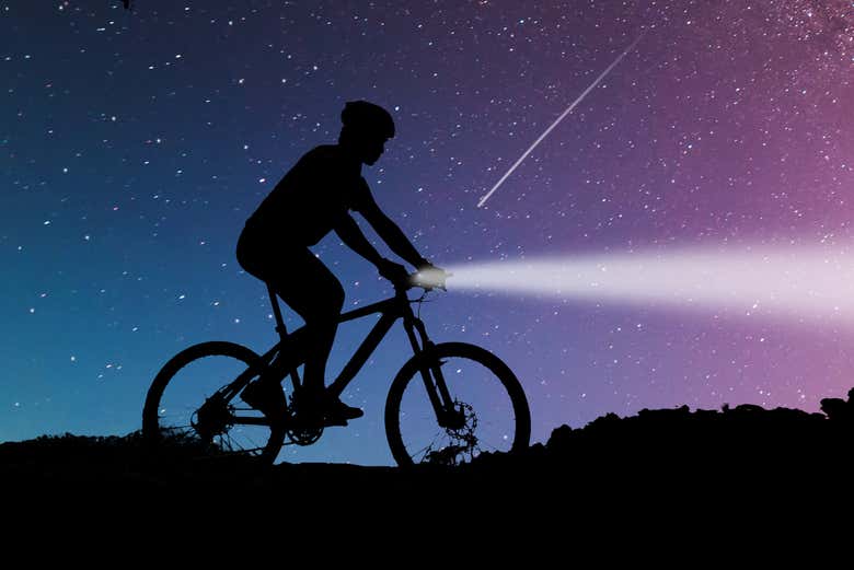 Rota noturna de bicicleta por Melipeuco