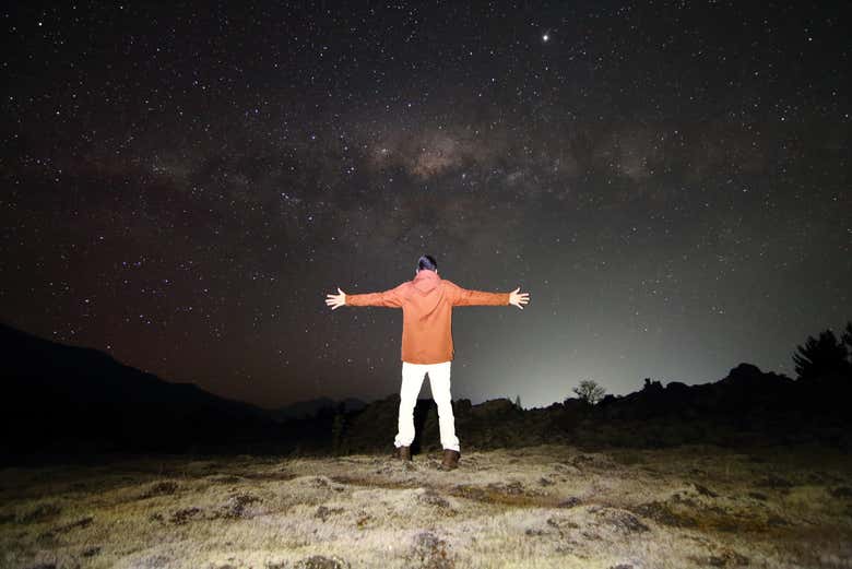 La ruta discurre por una zona sin contaminación lumínica