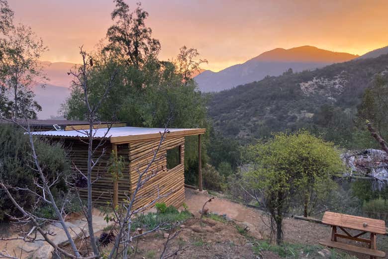 Coucher du soleil à la cabane romantique
