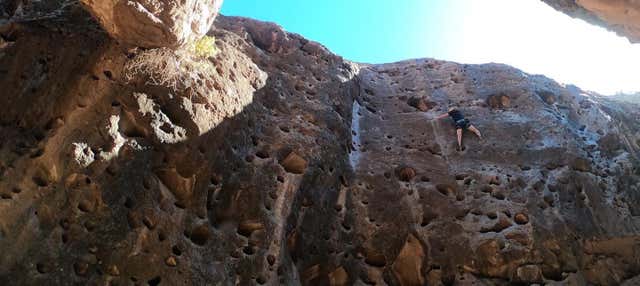 Rock Climbing in Los Loros Gorge
