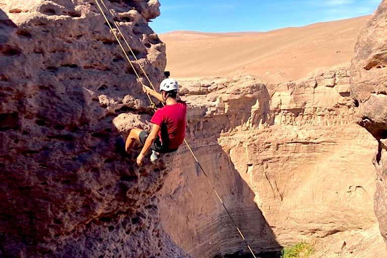 Discesa in corda doppia al Salto del Chintaguay