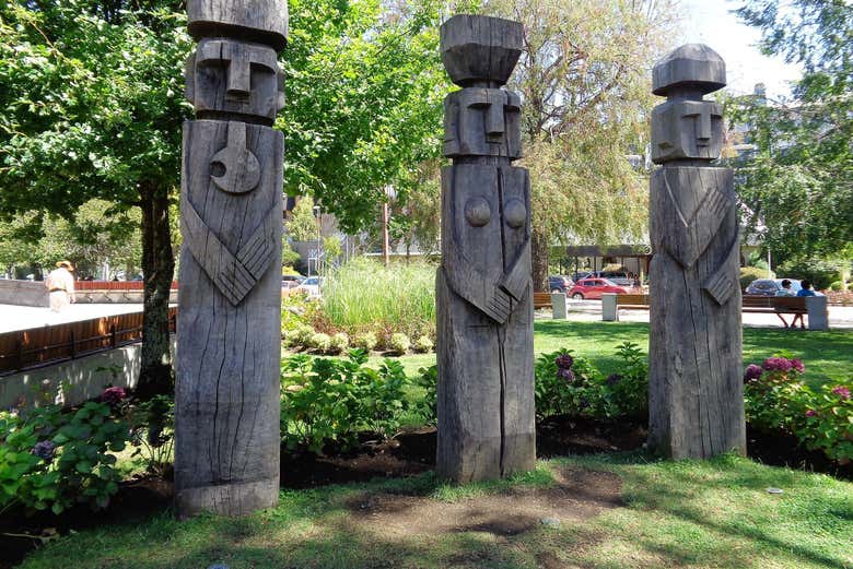 Figures sculptées par les Mapuches
