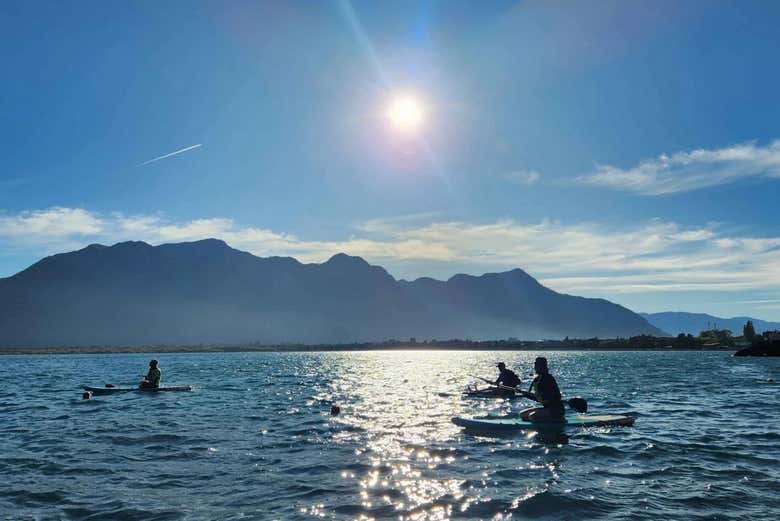 Remando en el lago Caburgua