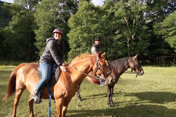 Passeio a cavalo pelas margens do rio Liucura