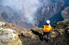 Trekking fra i crateri parassiti