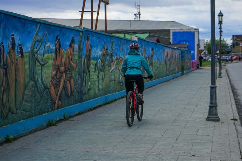 See local street art