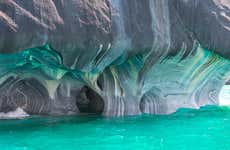 Barco por las cavernas de mármol de Puerto Sánchez y Puerto Tranquilo