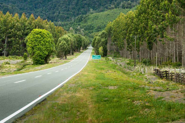 Carretera hacia las Termas del Sol