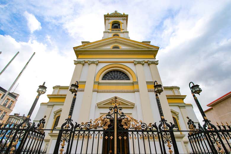Fachada de la Catedral de Punta Arenas