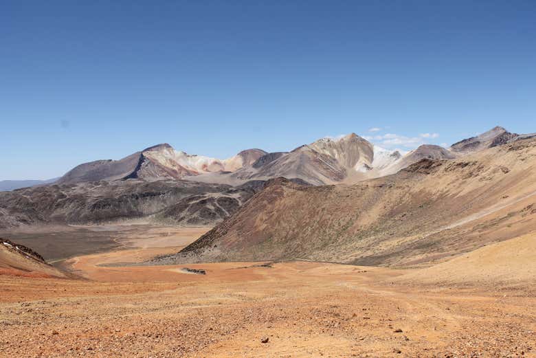 The Suriplaza Colourful Mountains
