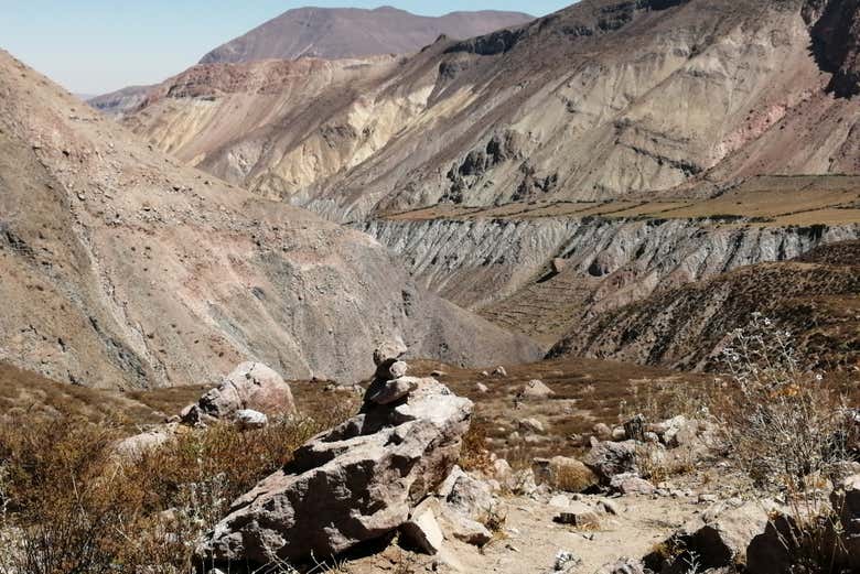 Montanhas no entorno de Petacane Apacheta