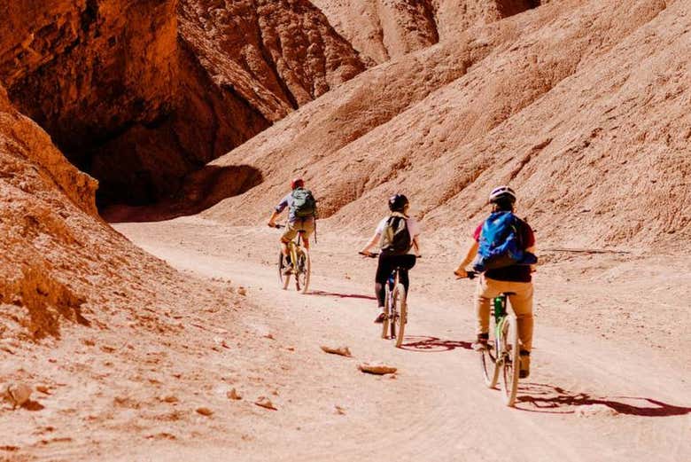 Pedaleando hacia la Garganta del Diablo