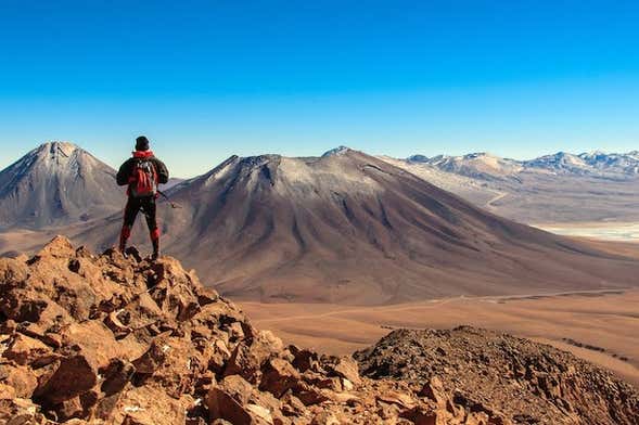 Trekking por el volcán Cerro Toco