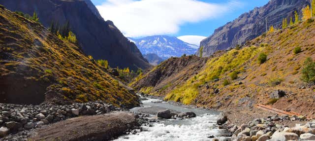 Excursão às termas de Colina e ao Embalse El Yeso