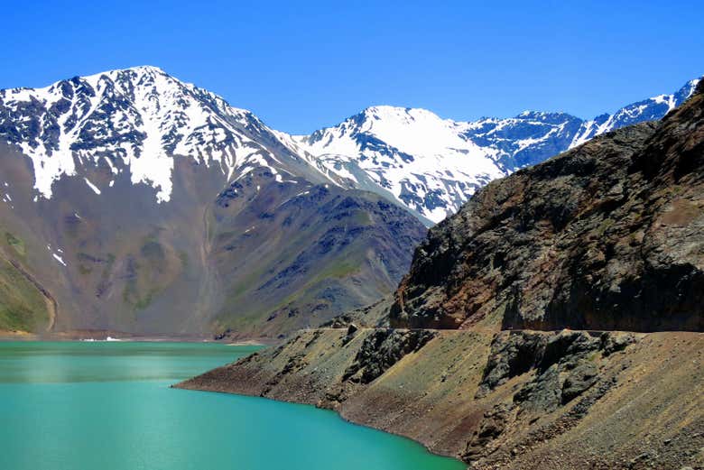 El Embalse el Yeso en plena cordillera