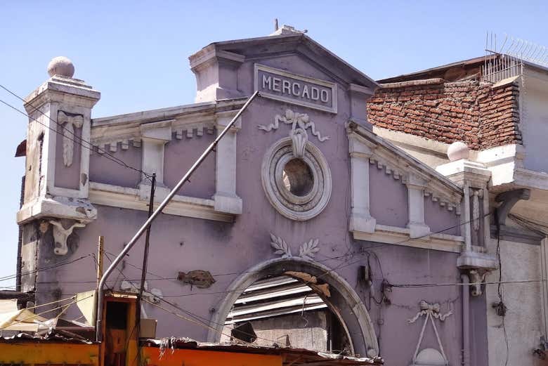 Entrada al antiguo matadero
