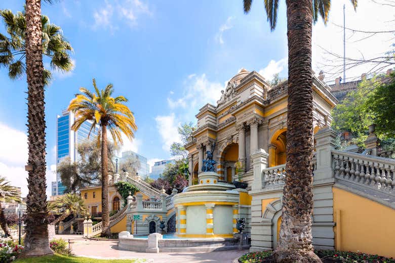 Fuente de Neptuno in Santiago de Chile