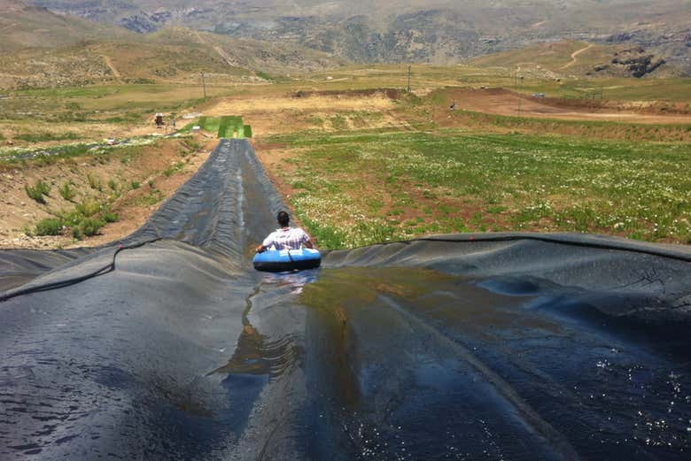Tubing splash