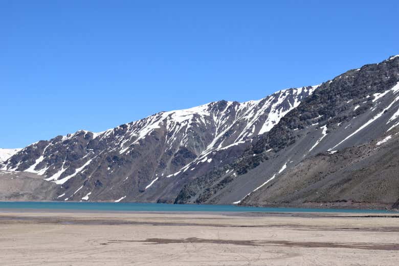 La vue sur le barrage El Yeso dans le Cajón del Maipo