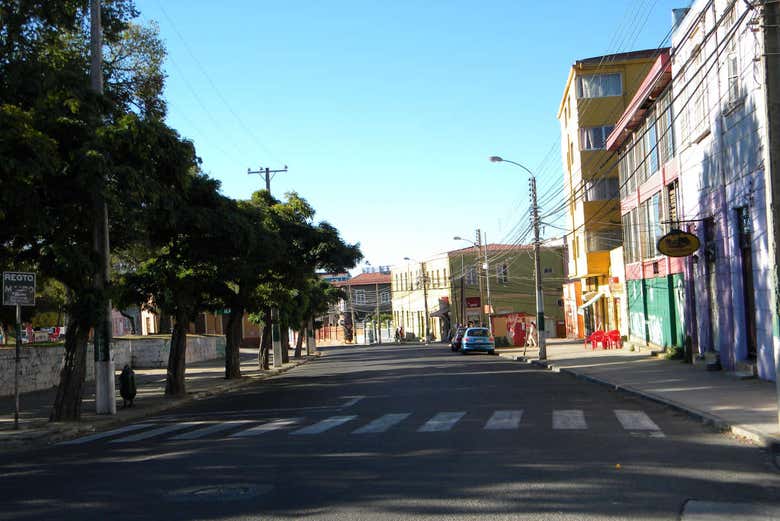 The street of Avenida Gran Bretaña
