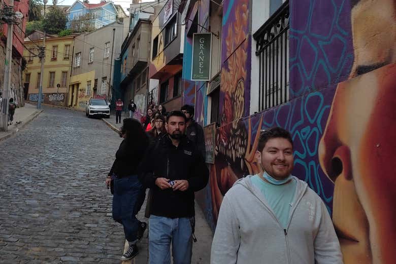 Parcourez les jolies rues de Valparaíso