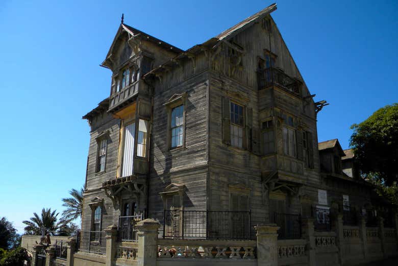 A victorian house in Playa Ancha