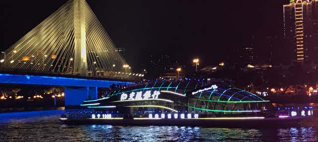 Croisière de nuit sur la rivière des Perles + Dîner au Revolving Restaurant