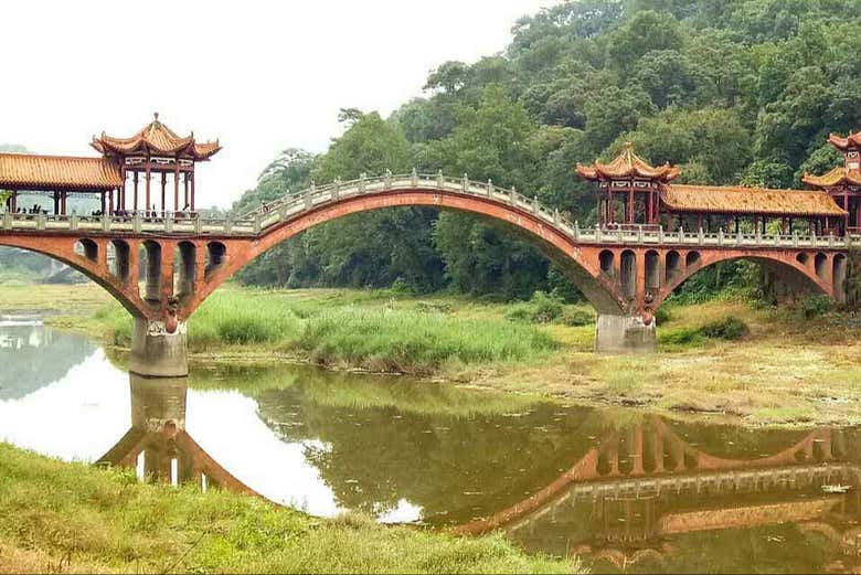 Un puente clásico en Leshan