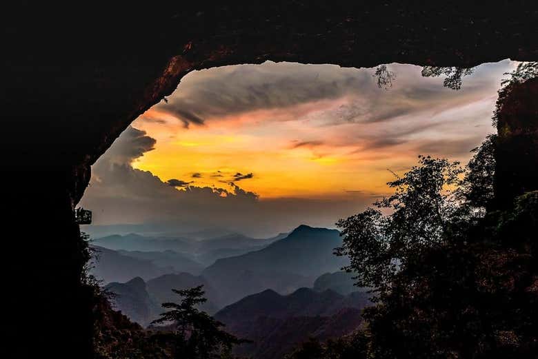 Atardecer en el monte Jinfoshan