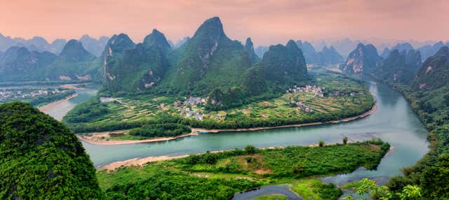 Excursión privada a la montaña Xianggong al amanecer