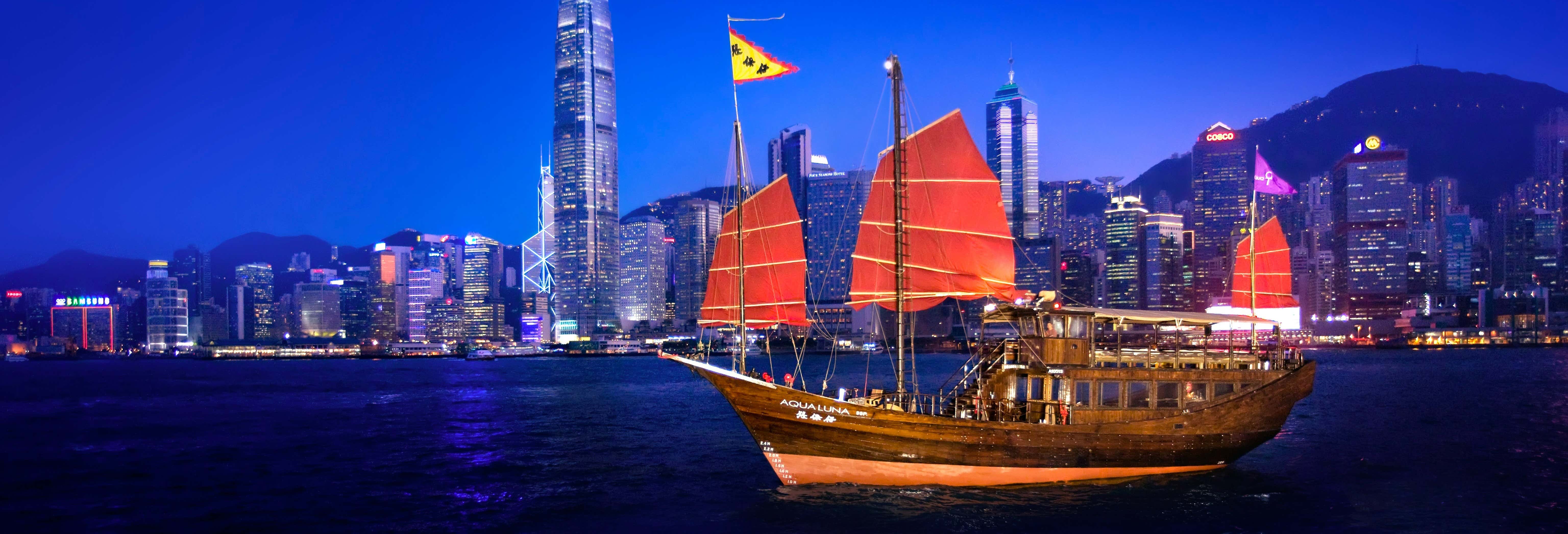 Giri in barca a Hong Kong