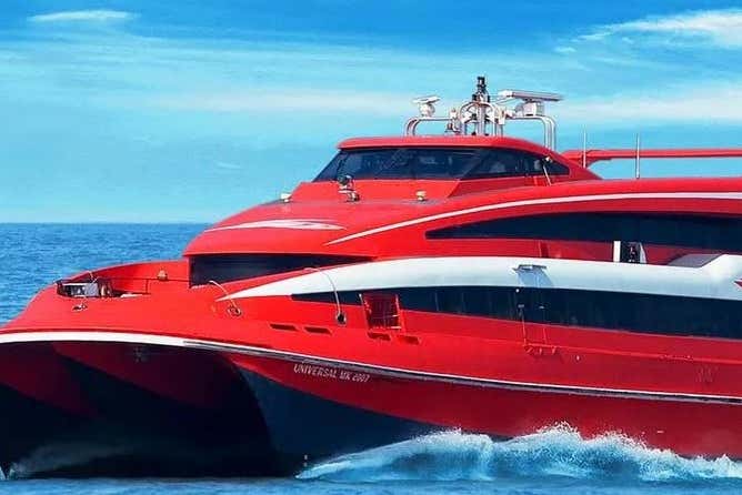 El ferry en el que viajaréis