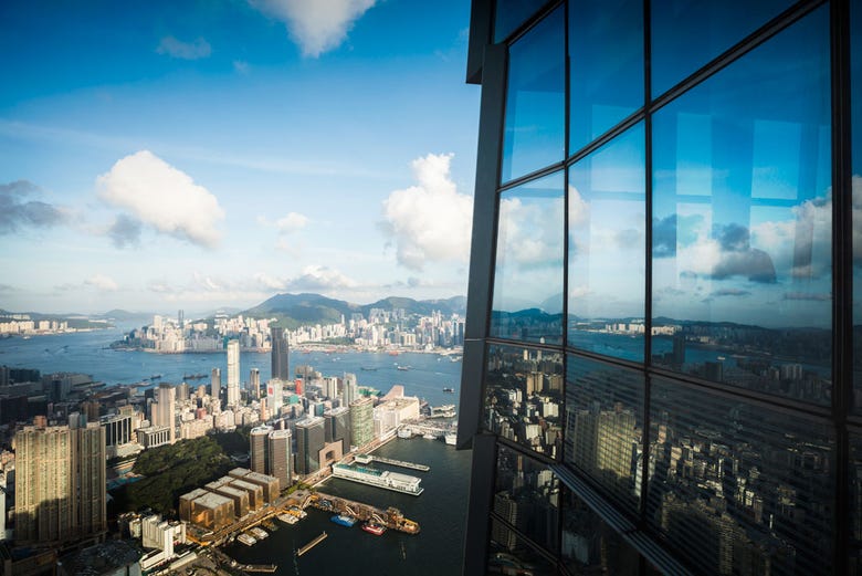 Incredible views of Hong Kong from Sky100