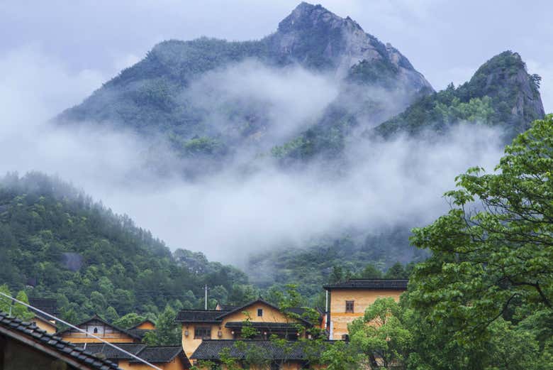 Montañas que rodean el Wangxian Valley