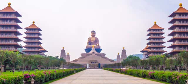 Tour privado pelo templo Fo Guang Shan e parque Shoushan
