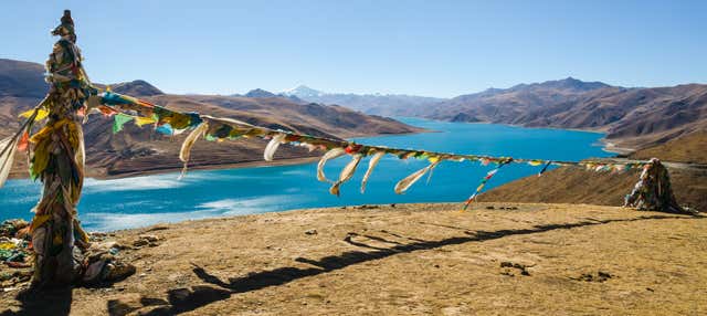 Excursión privada de 2 días a los Lagos Yamdrok y Namtso