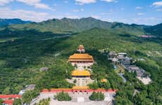 Escursione privata alle Tombe Ming e Longqing Gorge